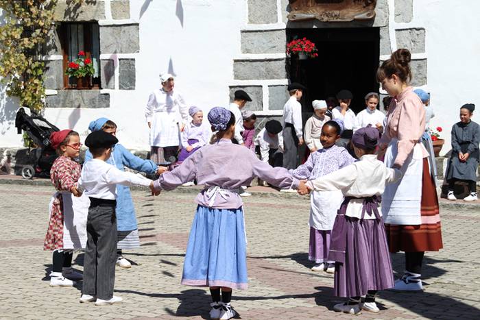 GOIAZKO ANDRA MARI JAIAK 201 4 1502631506923