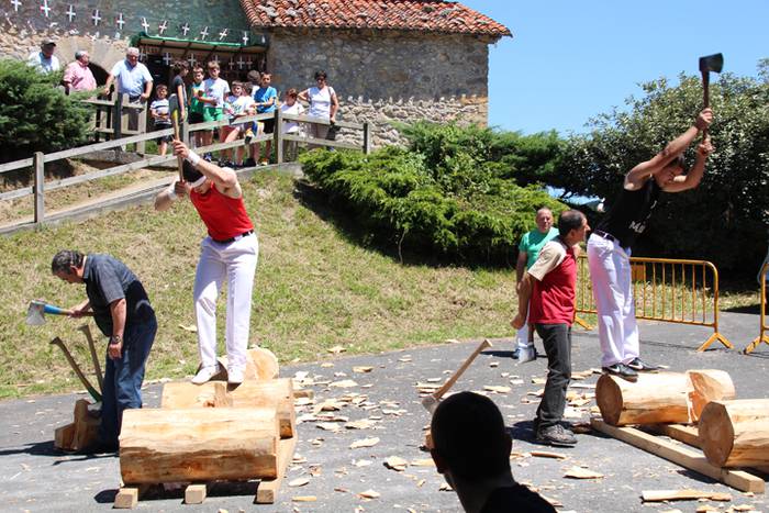 Festa giroa Santamañan 33 1468781808929