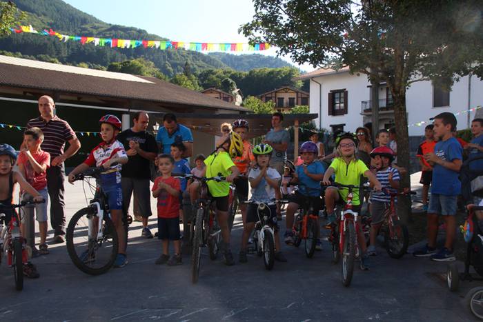 ALBIZTURKO ANDRAMARIAK 20212 12 1502558117642