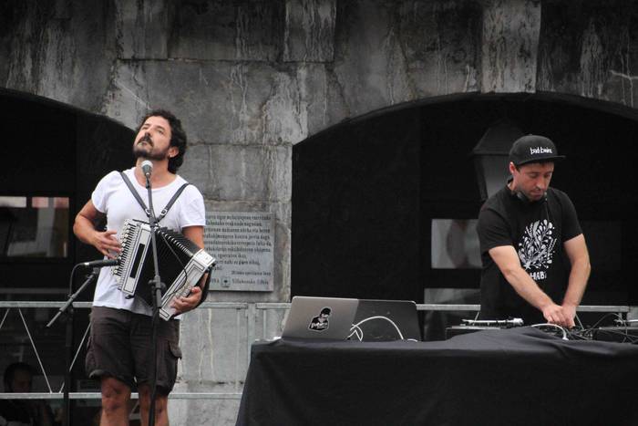 "Remirengatik" 3 1596275118025