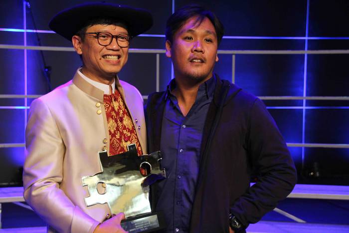 Indonesiako Batavia Madrigal 112 1572798073809