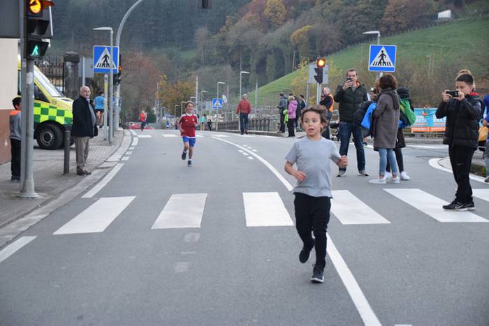 IKAZTEGIETAKO XVII. HERRI KR 28 1511032349193