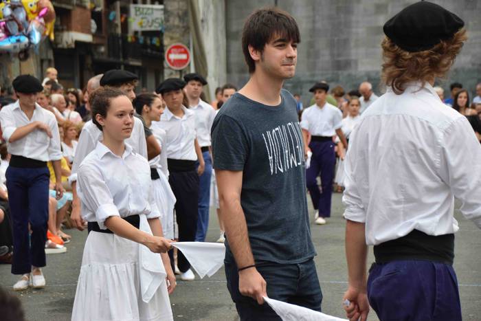 soka dantza santioak villabo 64 1532544680796