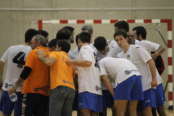 Tolosa Eskubaloi vs bidasoa b 2015 8 1445253727667