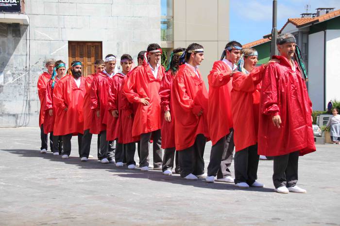 Axeri-dantza Aduna Jaiak 201 86 1534335136791