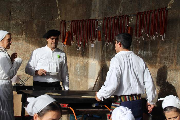 Auzolanaren fruitu, azoka 54 1541961346011