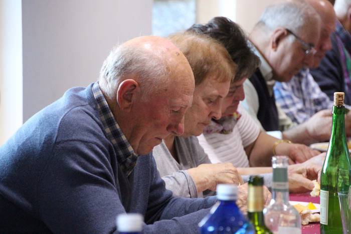 Prozesioaren ondoren, bazkar 4 1557930930359