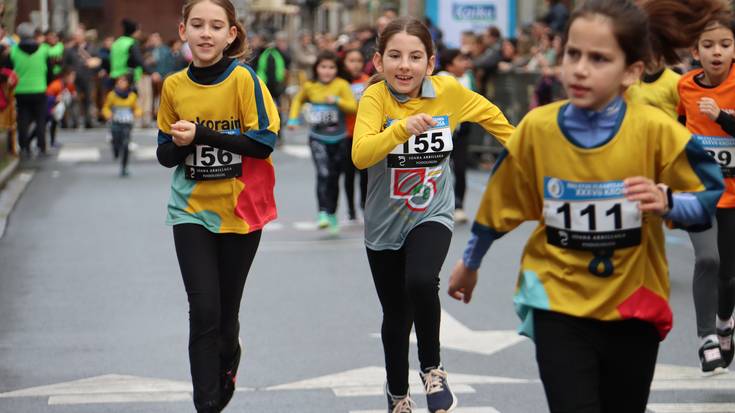 Giro ederra izan da haurren lasterketan