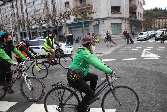 U30 Aldaketaldia bizikleta m 11 1612007014646