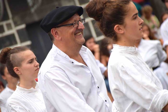 soka dantza santioak villabo 11 1532542843233