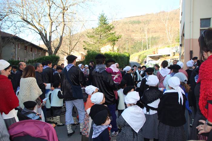 Gabon eskea eta olentzero 2015 116 1450964209462