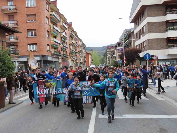 korrika, furgonetatik, Aizto 49 1649421639714