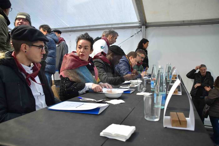 Sebar Garitziarenaren babarr 13 1573912525117