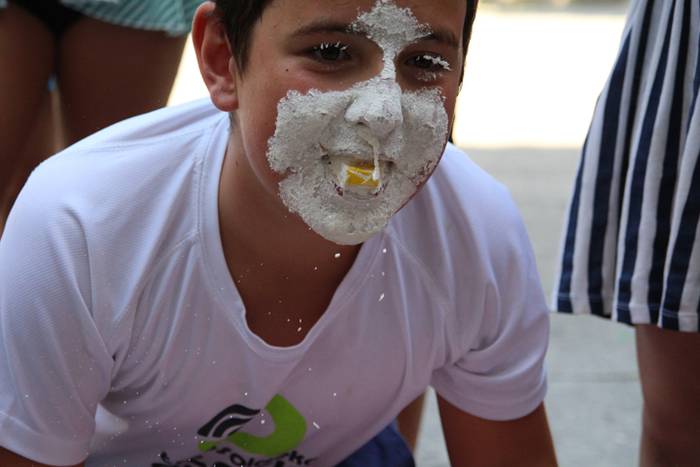 Festak hastearekin batera, j 61 1502727617474