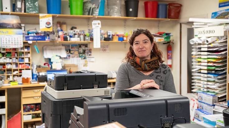 «Sinestezina da zein puntutaraino erosten duten dena Interneten»