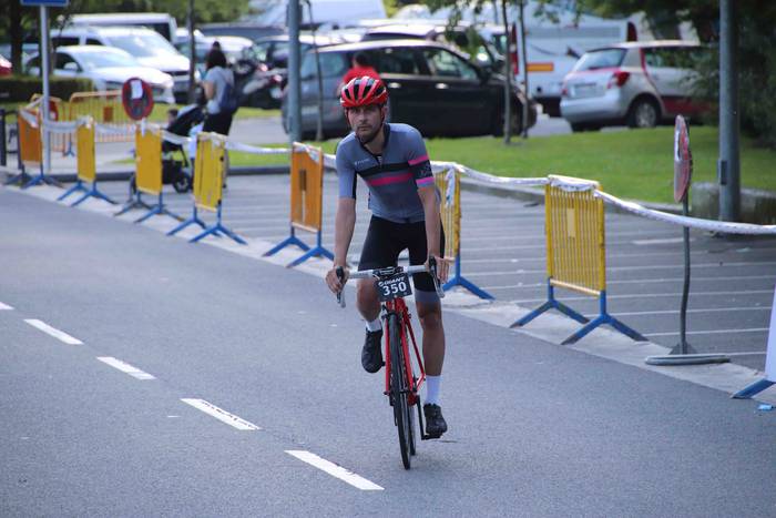 Gurpil gainean, Abraham Olan 24 1559487024411