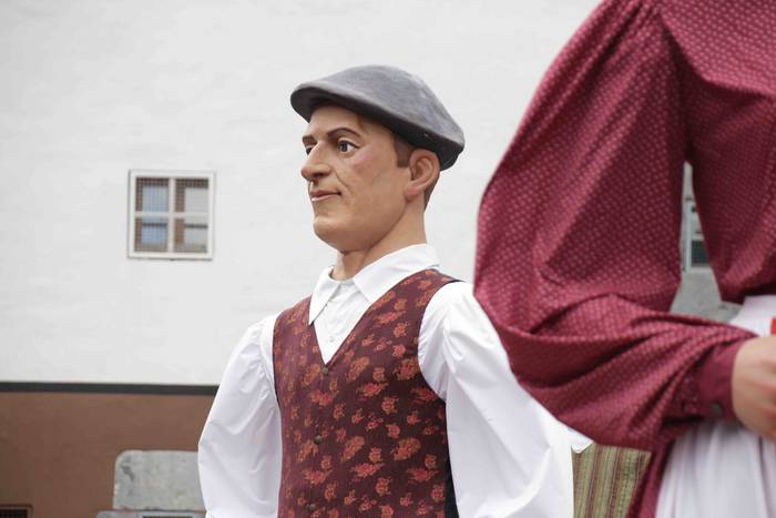 Jendetsua izaten ari da Erro 51 1659205850344