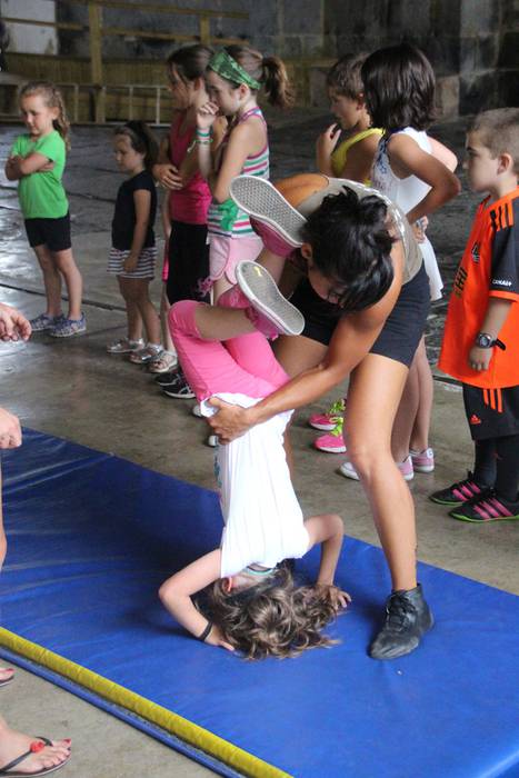 Hurrengo Ama Birjinari begira 18 1471366867323