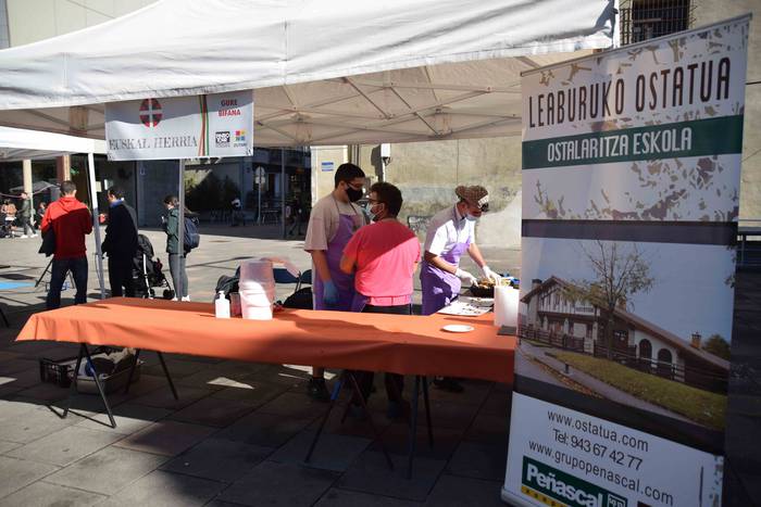 Pintxo Tour Alondegi plazan, 17 1634994820697