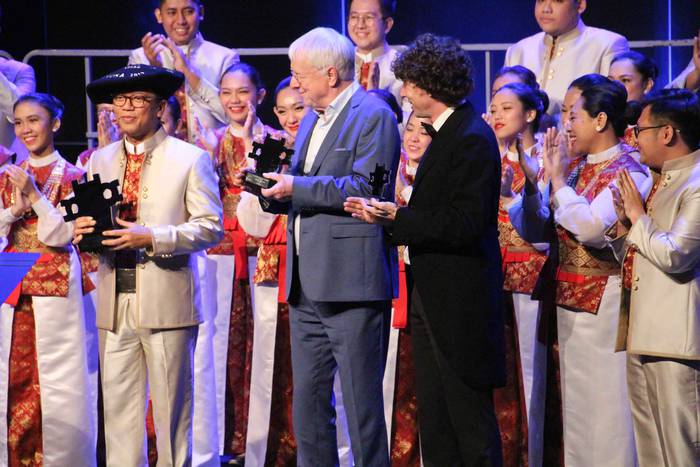 Indonesiako Batavia Madrigal 40 1572797998543