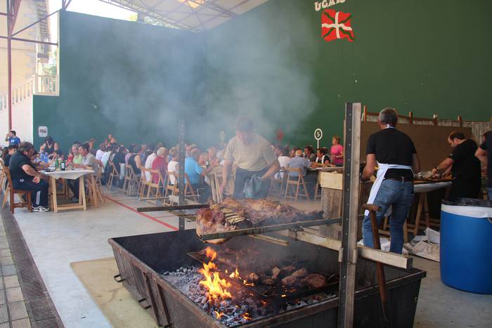 Betizu jate jendetsua Ugarten