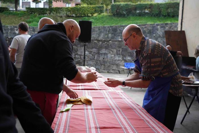 Txerri hiltzearen bueltan eg 30 1760883716599