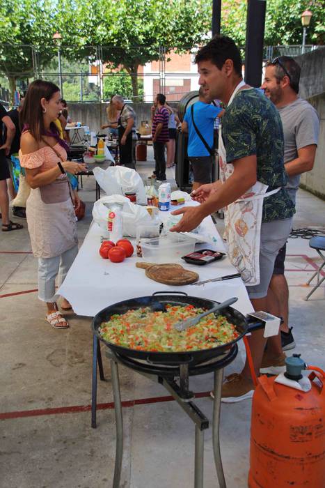 Bertsoak eta koktelak uztart 20 1661603483918