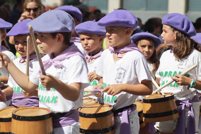 Ibarra zeharkatu dute, danbo 32 1661344779982