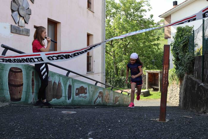 Haur, gazte eta helduen kros 7 1622368777402