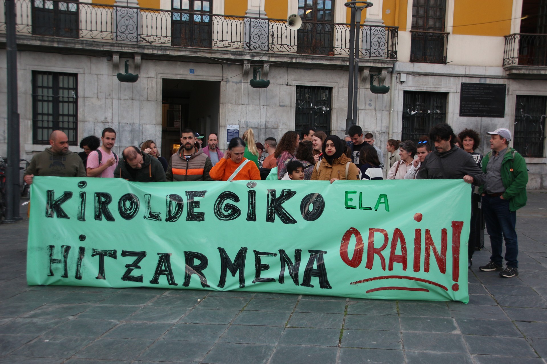 Babesa eskatu diete herritarrei gaurko manifestaziorako