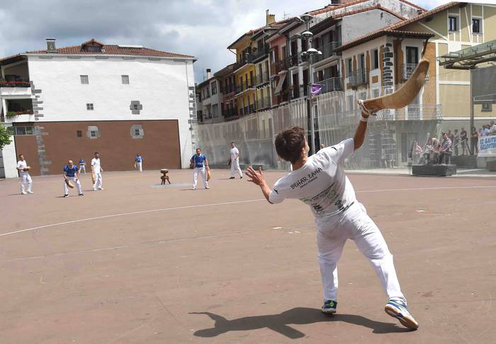 Ekitaldi hunkigarri, solidar 39 1654538305750