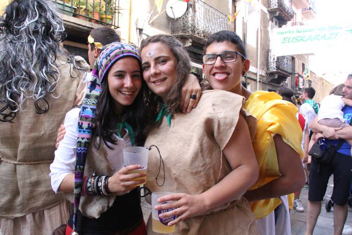 VILLABONAKO FESTAK. 2017. GA 24 1501091765833