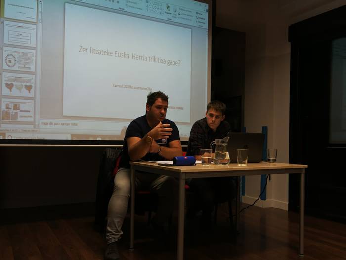 Jendetsua izaten ari da Larraulgo kultur astea