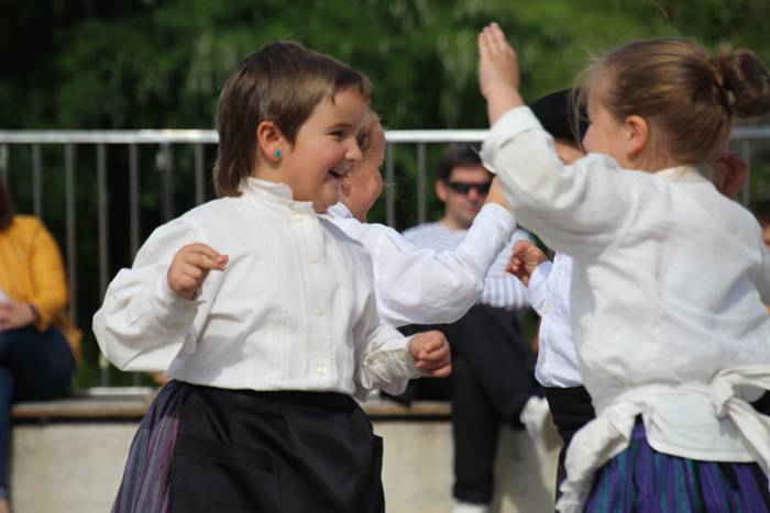 Suziria lehertzearekin bater 7 1494695563405