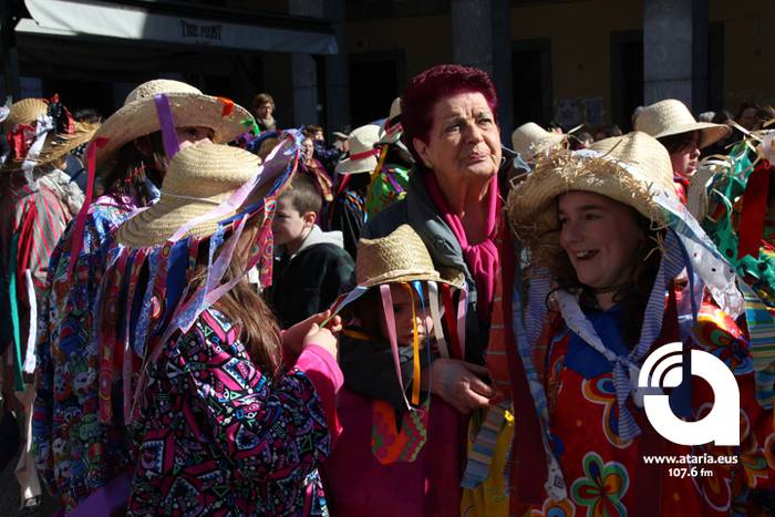 Kriskitinak inauteriari 35 1488038555378