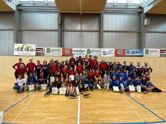 V. Irristaka Indoor Saria 6 1577393171741