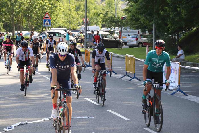 Gurpil gainean, Abraham Olan 6 1559487000202