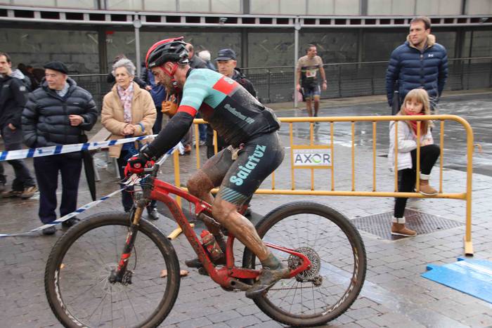 Eneko Gurrutxaga, Adunan ira 69 1574532619192