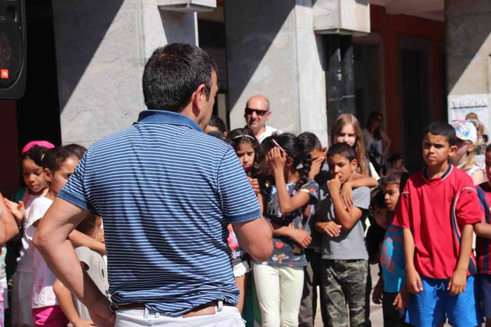 Saharako haurrei harrera egi 40 1530544431671