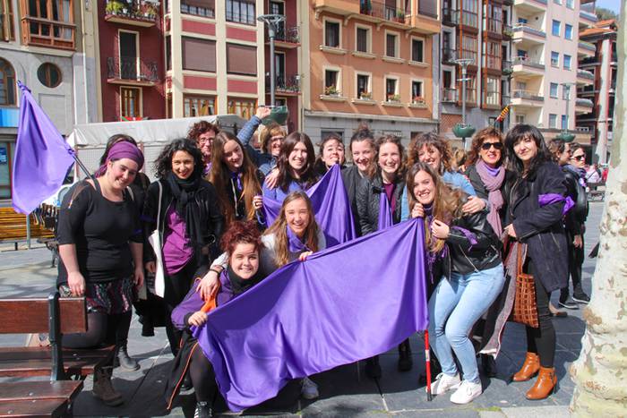 Egunerokorik ez, emakumerik  62 1520518569636