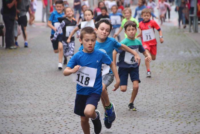 Asteasuko haurrek hasi dute  40 1530188324677