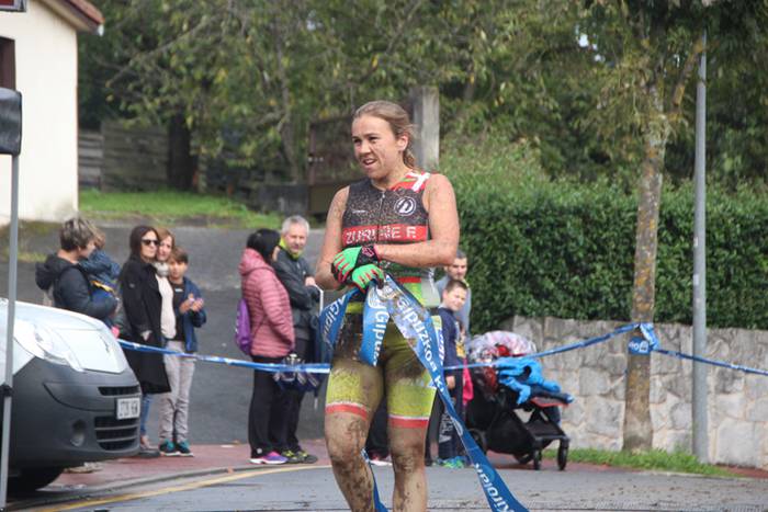 Jon Erguin eta Zuriñe Frutos 128 1508692525385