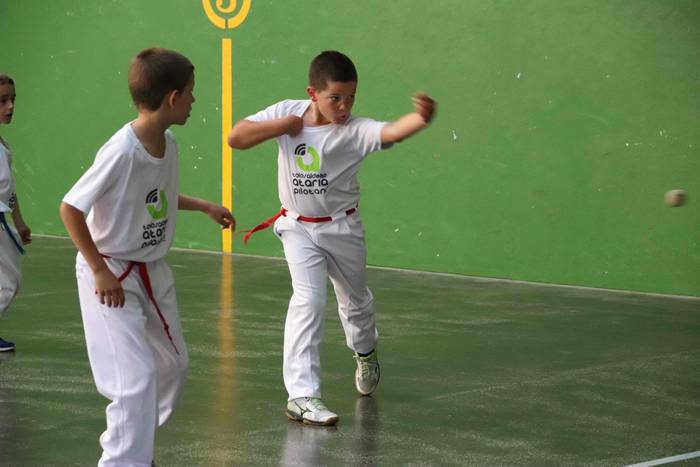 Ataria Pilota Txapelketa, Al 1 1559724352088