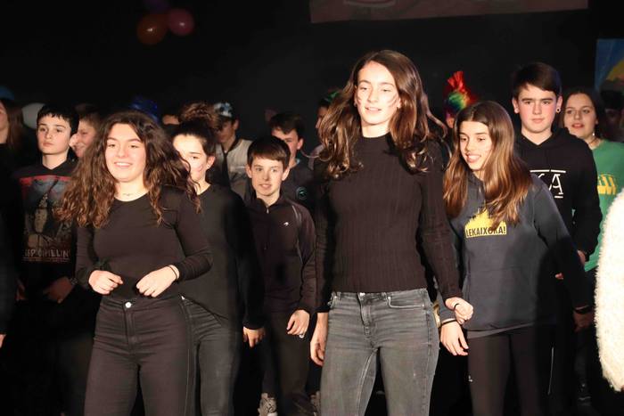 Ipuinei bertsio berria 52 1582219201644