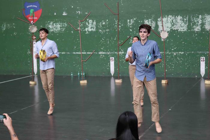 'Maurizia naz', Aukeran dant 26 1601216090707