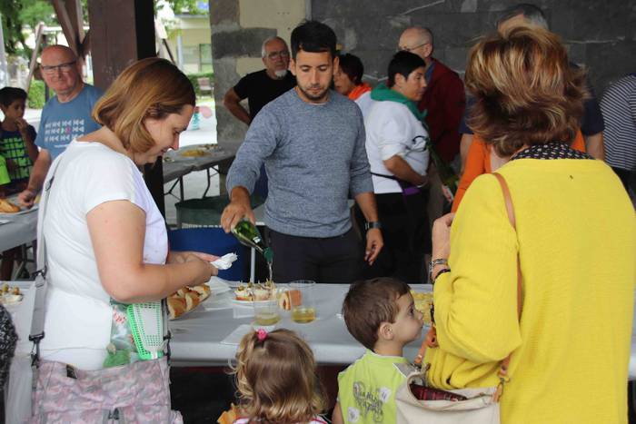 Txalokina dastatuz hasi dute 12 1565530522944