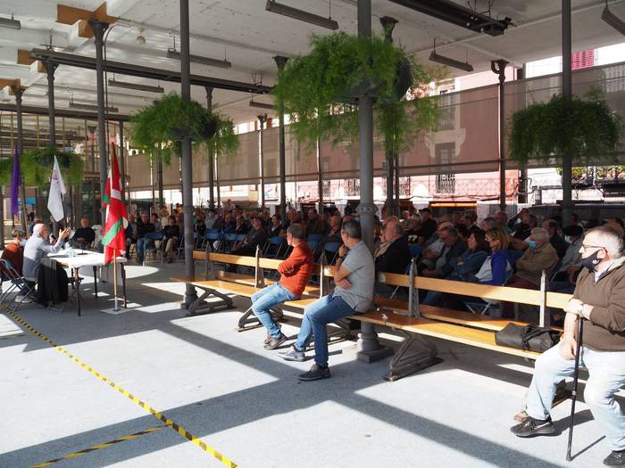 Pentsiodunen elkarretaratze  11 1634629718777