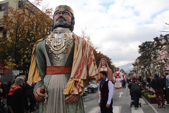 Babarrunaren aitzakian, Eusk 6 1511017334503