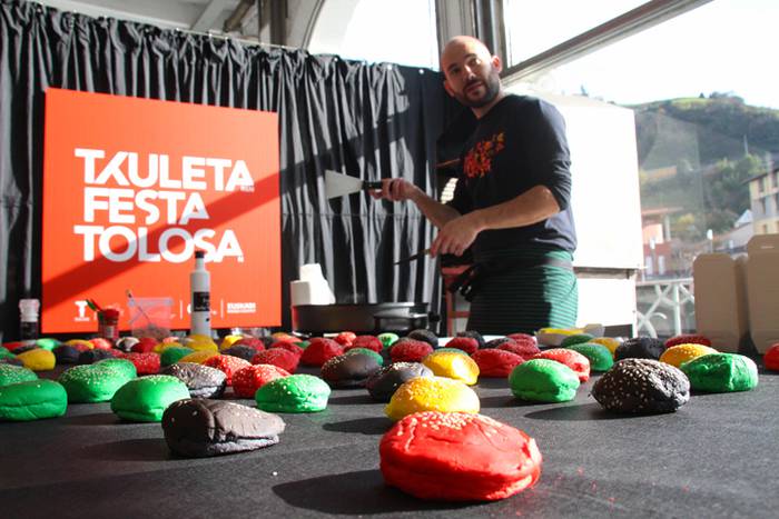 Sukaldari txikien eskola bilakatu da Zerkausia 1 1481124821256