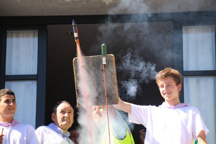 Piztu da sei eguneko festa Ibarran 7 1471949307355